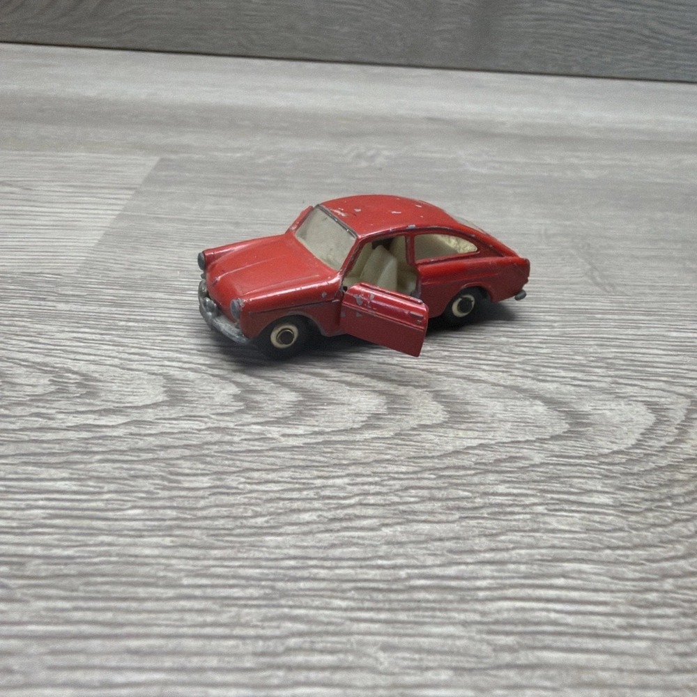 Vintage Lesney Matchbox Series Red No 67 VW Volkswagen 1600 TL Diecast England